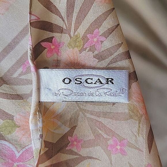 Oscar | Oscar De La Renta pale gold floral silk scarf - Picture 3 of 8